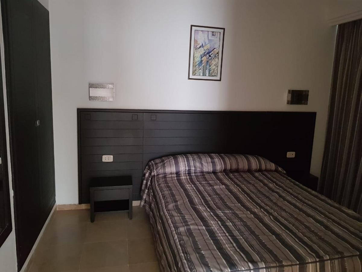 Andalucia Appart Hotel Μπιζέρτα Εξωτερικό φωτογραφία