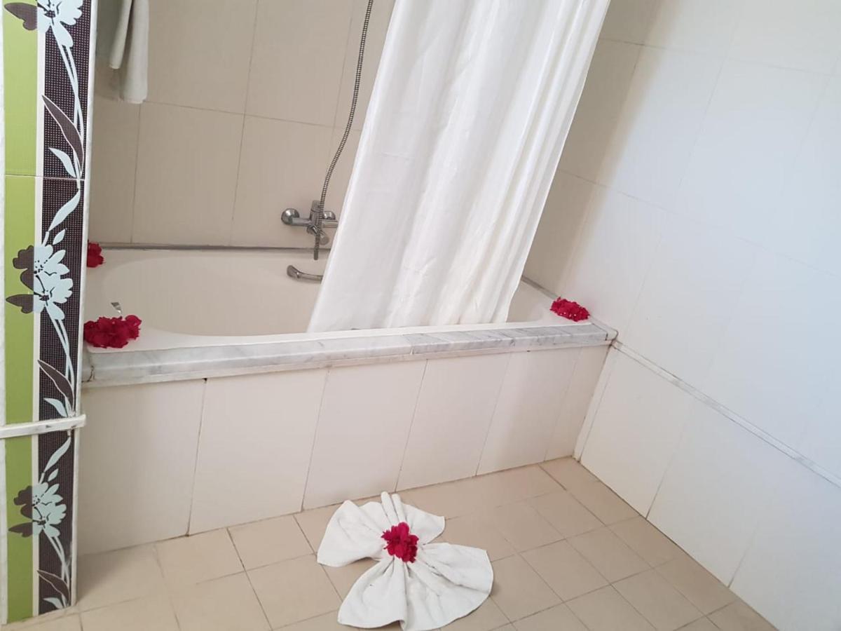 Andalucia Appart Hotel Μπιζέρτα Εξωτερικό φωτογραφία